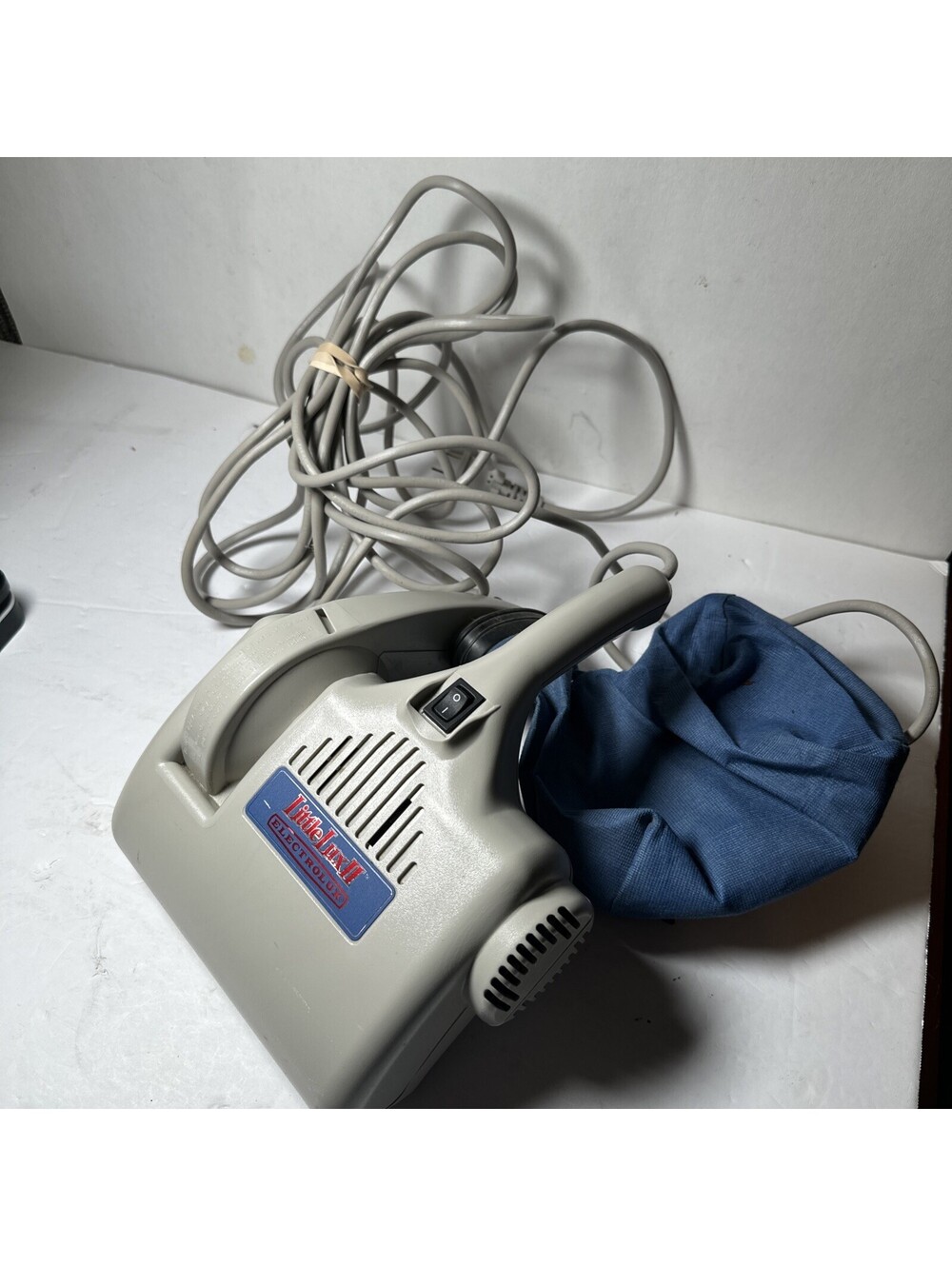 Electrolux Little Lux II Handheld Vacuum Gray Model L118D Tested & Working